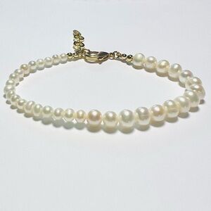 Filis Freshwater Pearl Bracelet with extender.🆕
